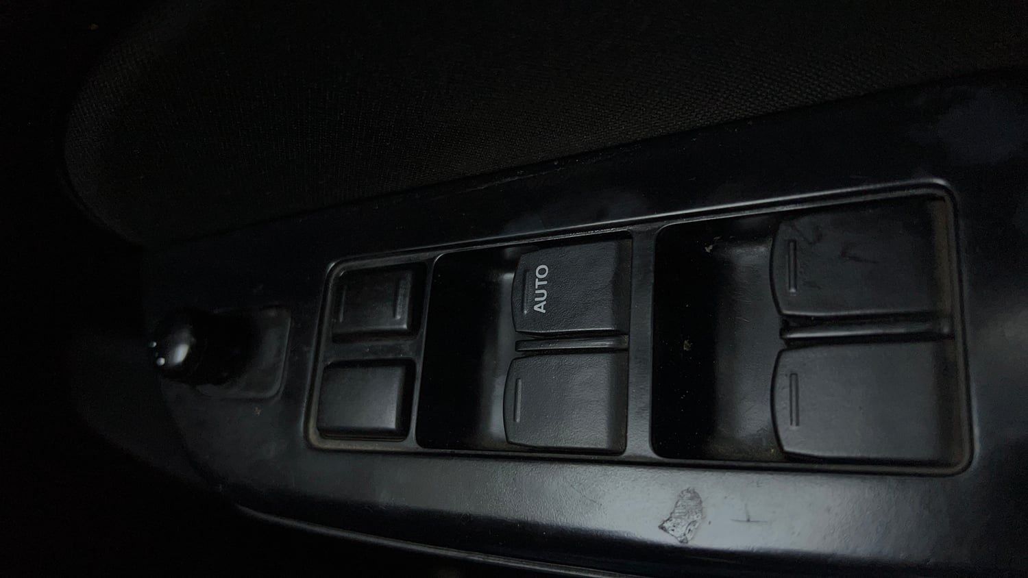 Used 2013 Maruti Suzuki Swift VXI CNG (Outside Fitted) Cng Manual top_features Power windows