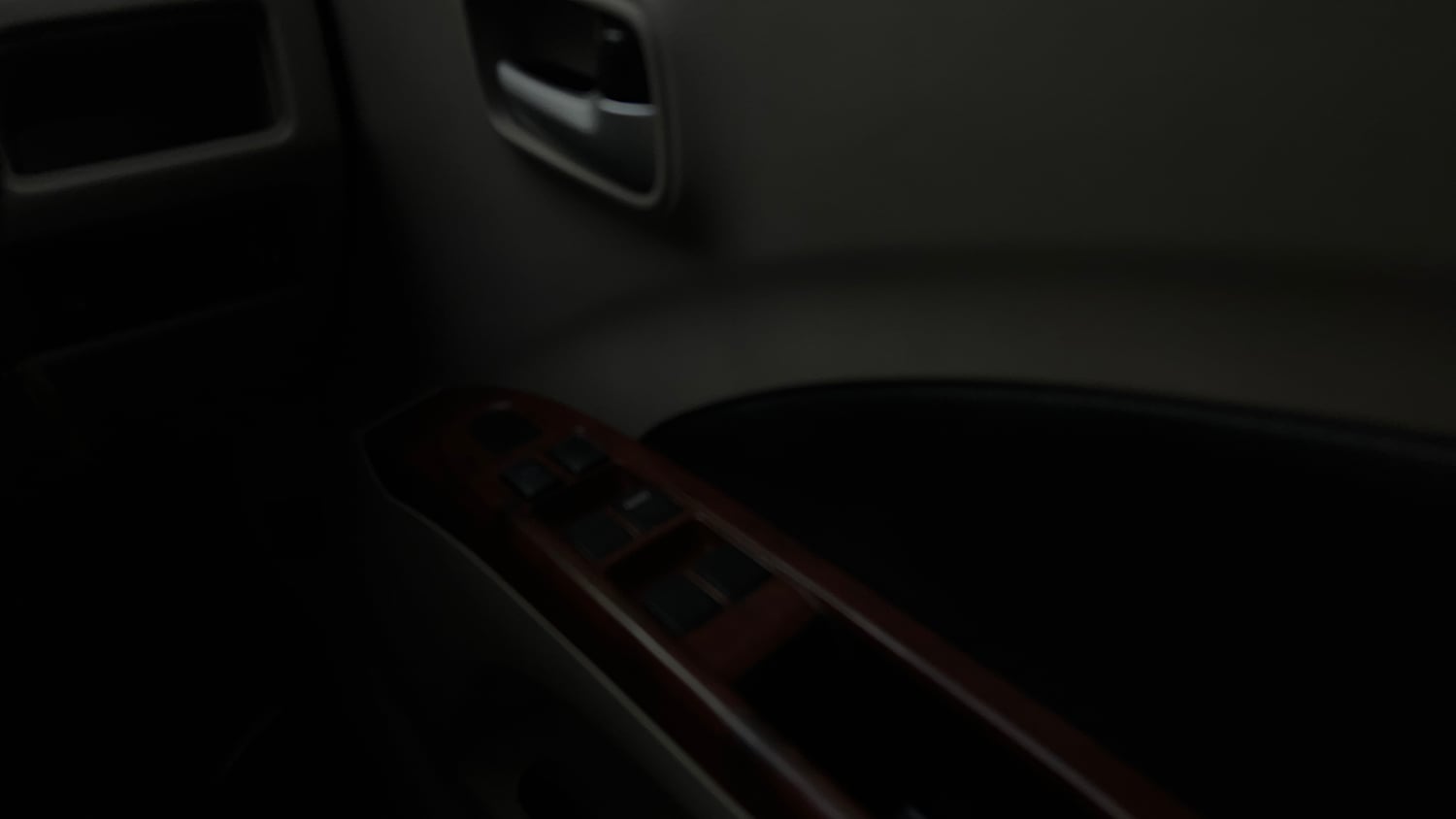 Used 2016 Maruti Suzuki Celerio VXi Petrol Manual top_features Central locking