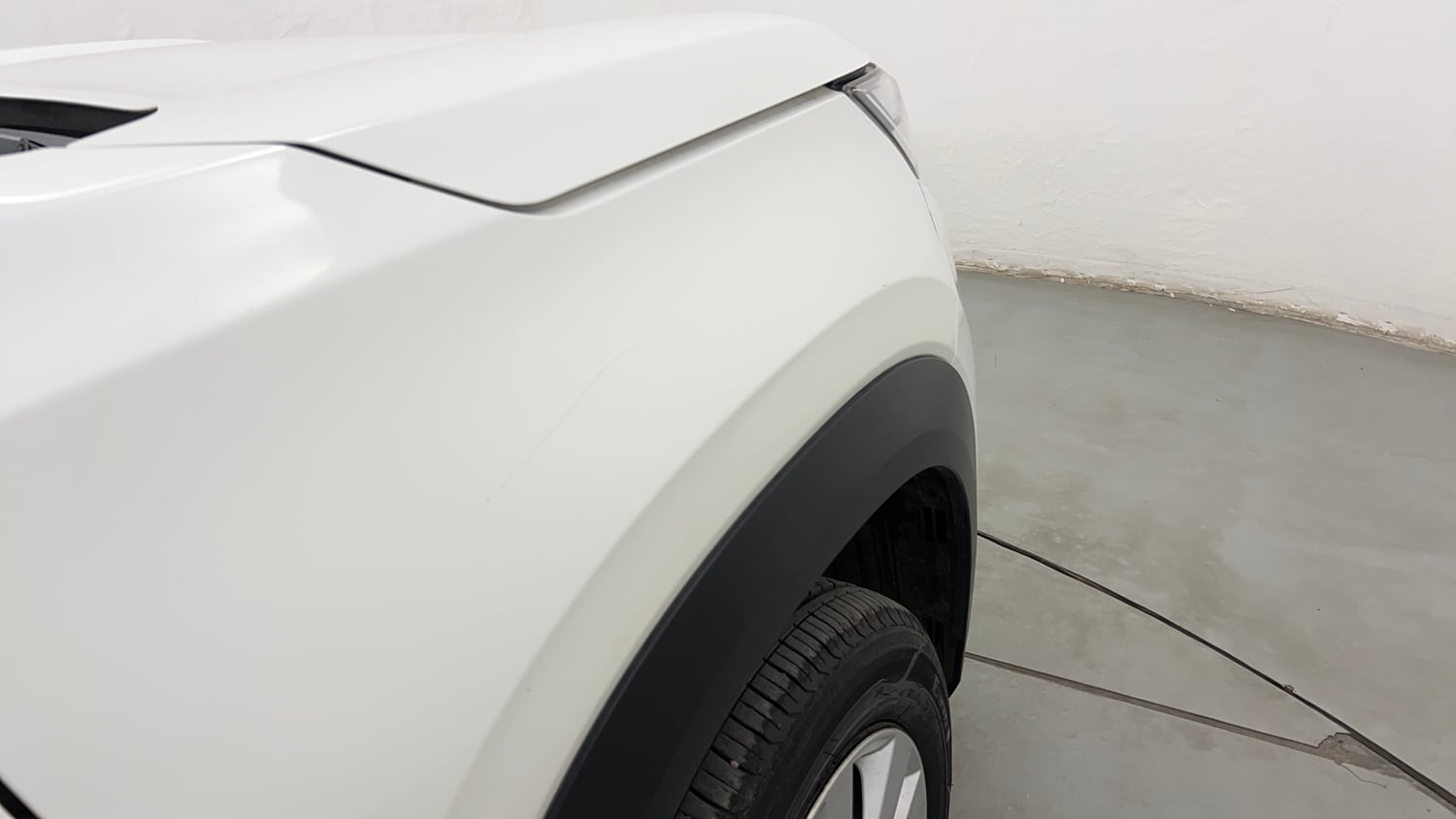 Used 2025 Honda Elevate V CVT Petrol Automatic dents MINOR SCRATCH