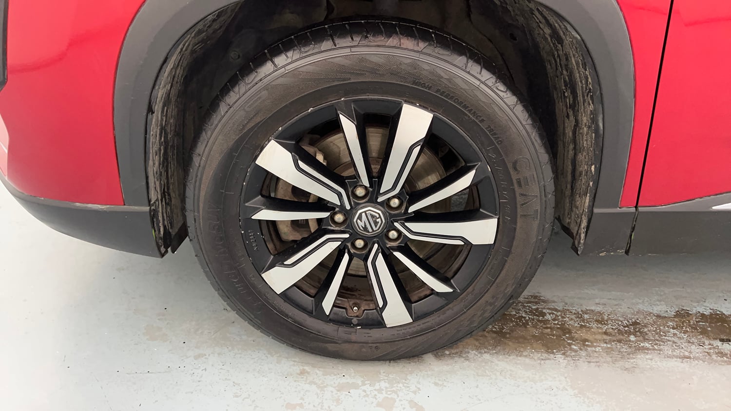 Used 2020 MG Motors Hector Plus Sharp 2.0 Diesel Diesel Manual tyres LEFT FRONT TYRE RIM VIEW