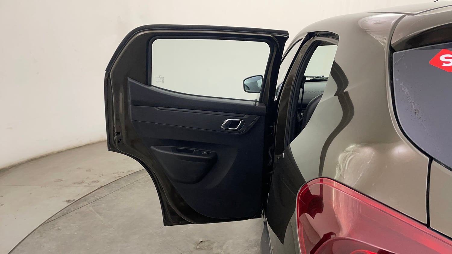 Used 2020 Renault Kwid 1.0 RXT AMT Opt Petrol Automatic interior LEFT REAR DOOR OPEN VIEW