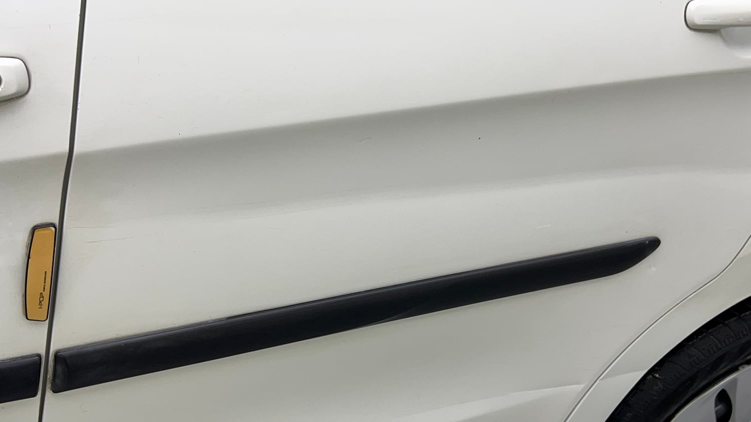 Used 2017 Maruti Suzuki Celerio VXi Petrol Manual dents MINOR SCRATCH