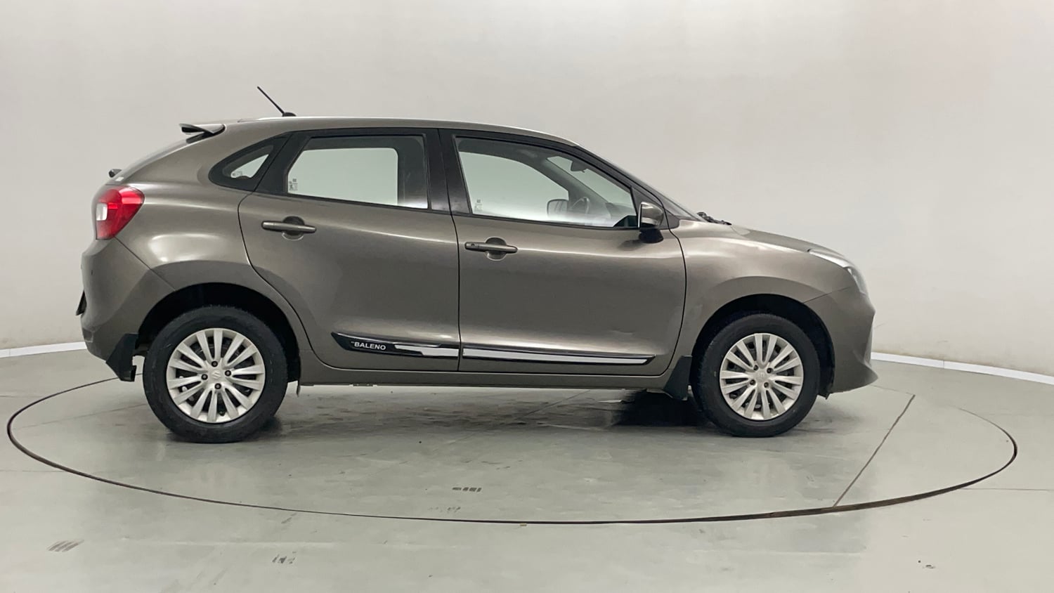 Used 2019 Maruti Suzuki Baleno Delta Petrol Manual exterior RIGHT SIDE VIEW