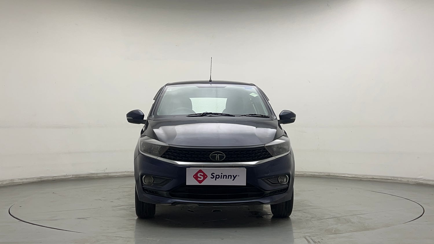 Used 2021 Tata Tiago XZ CNG( Outside Fitted ) Cng Manual exterior FRONT VIEW