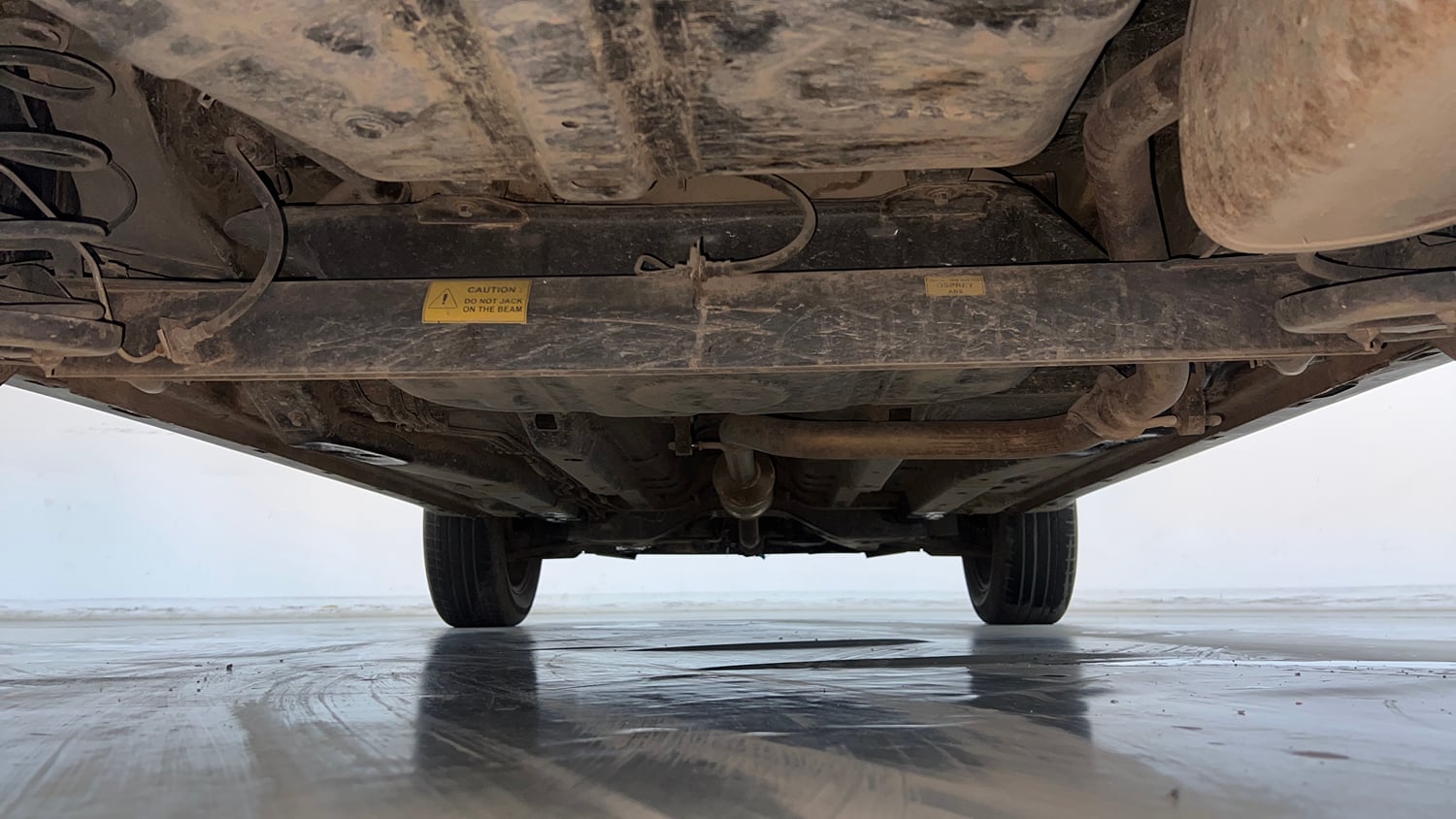Used 2019 Tata Nexon XZA Plus Petrol Petrol Automatic extra REAR UNDERBODY VIEW (TAKEN FROM REAR)