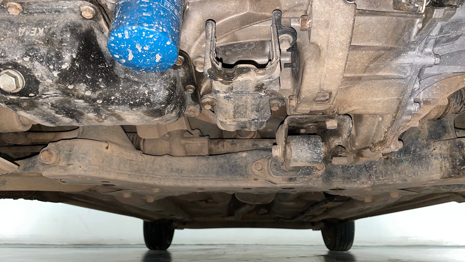 Used 2016 Hyundai Xcent S 1.2 Petrol Manual extra FRONT LEFT UNDERBODY VIEW