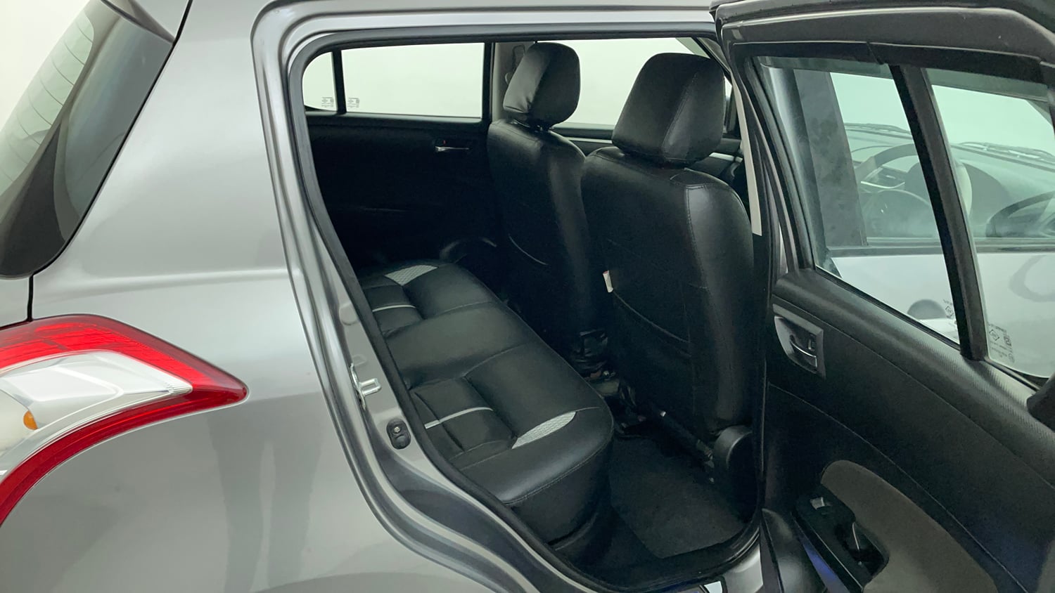 Used 2015 Maruti Suzuki Swift ZXi Petrol Manual interior RIGHT SIDE REAR DOOR CABIN VIEW
