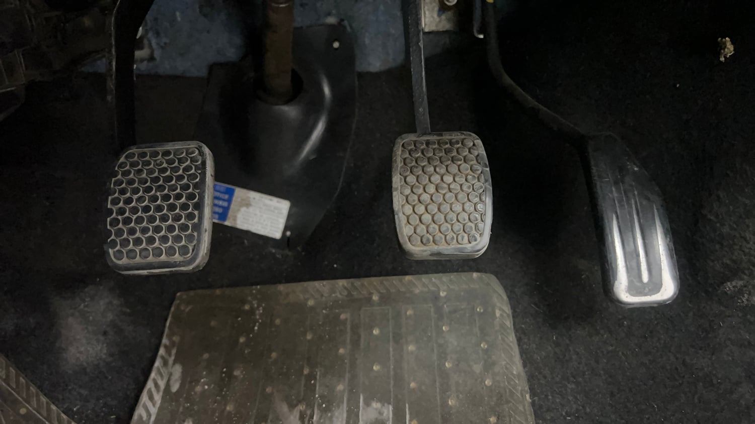 Used 2016 Maruti Suzuki Alto 800 Lxi Petrol Manual interior PEDALS VIEW