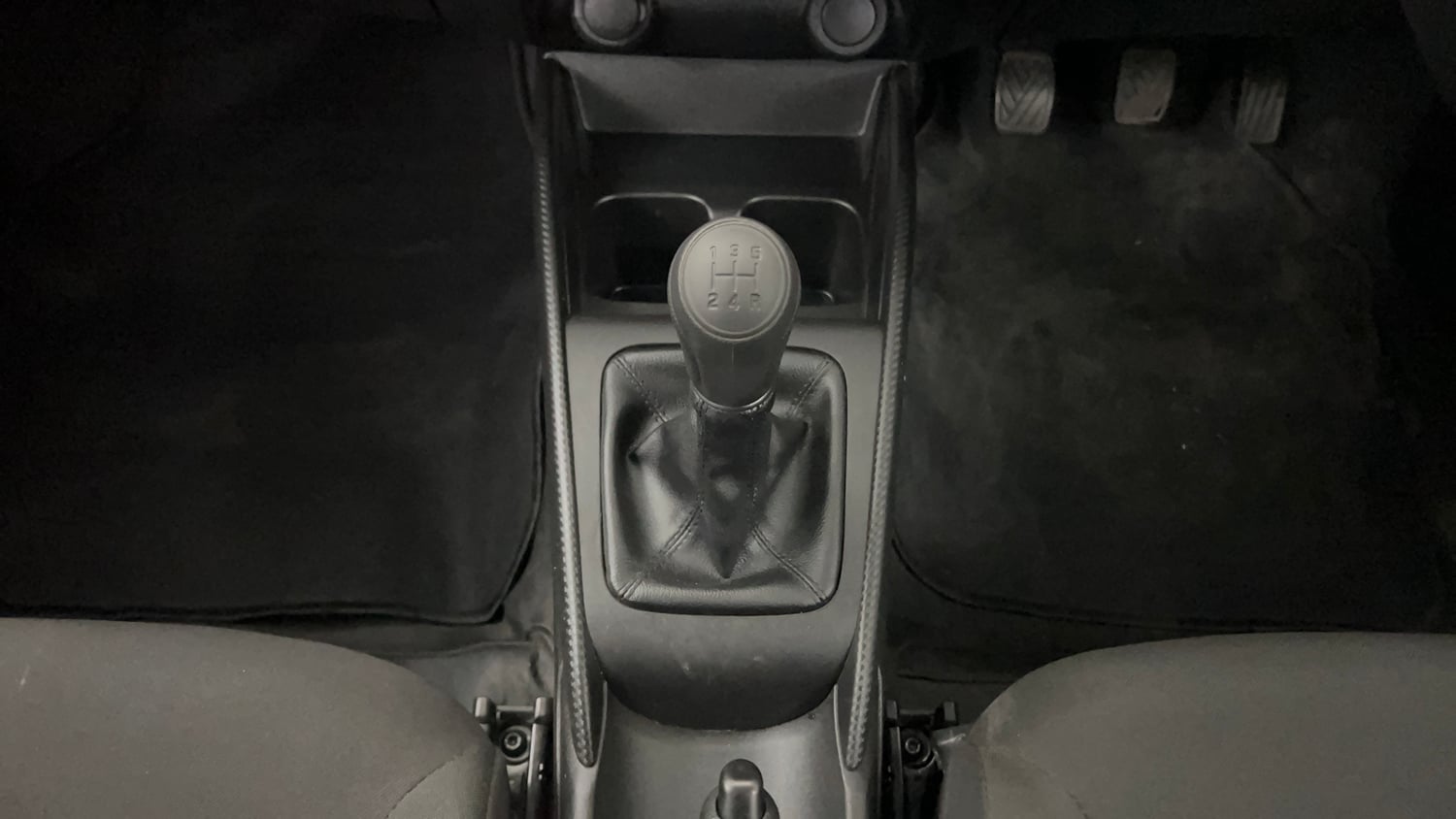Used 2026 Maruti Suzuki Baleno Sigma MT Petrol Manual interior GEAR  KNOB VIEW