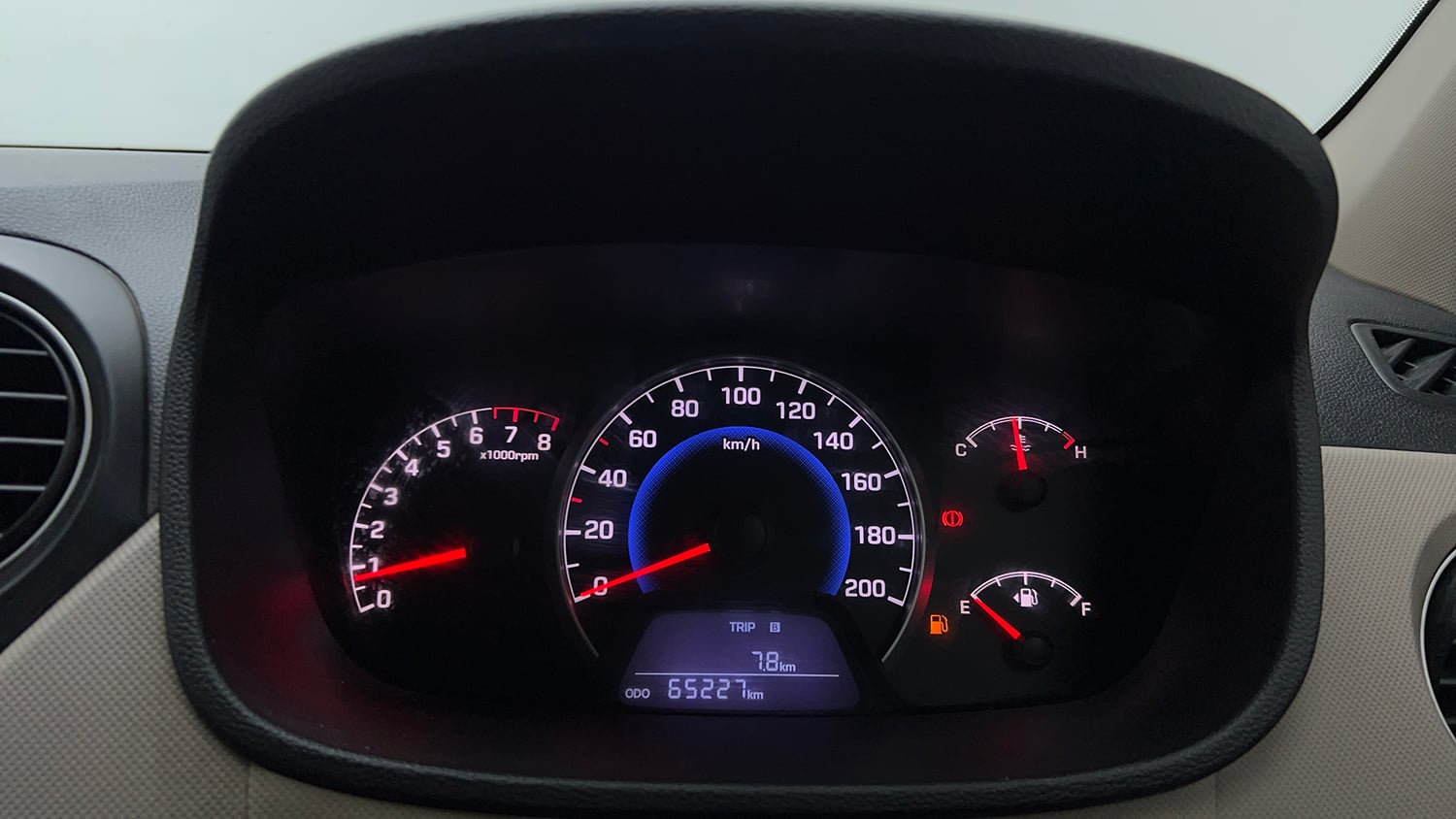 Used 2015 Hyundai Grand i10 Sportz 1.2 Kappa VTVT Petrol Manual interior CLUSTERMETER VIEW