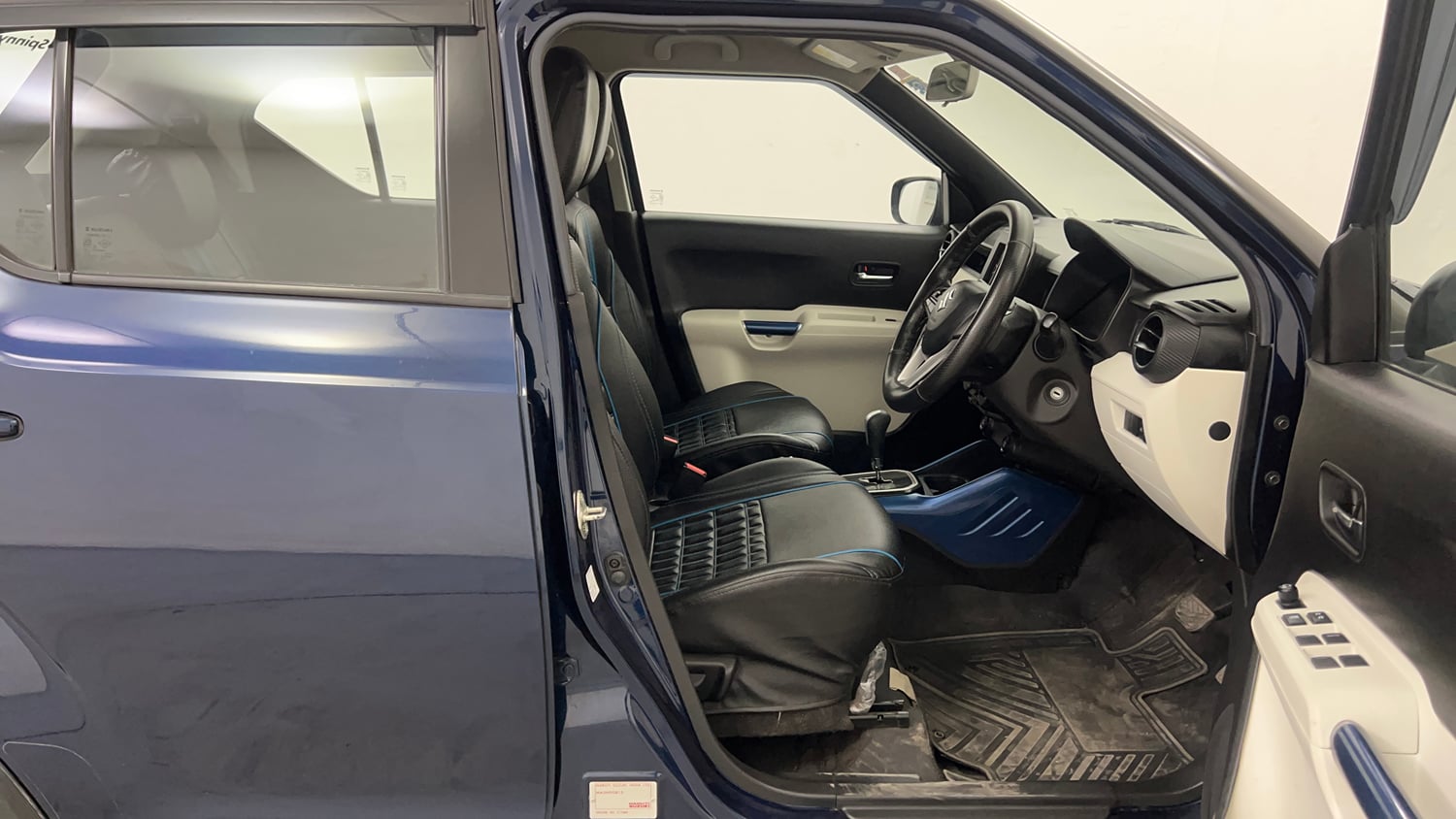 Used 2022 Maruti Suzuki Ignis Delta 1.2 AMT Petrol Automatic interior RIGHT SIDE FRONT DOOR CABIN VIEW