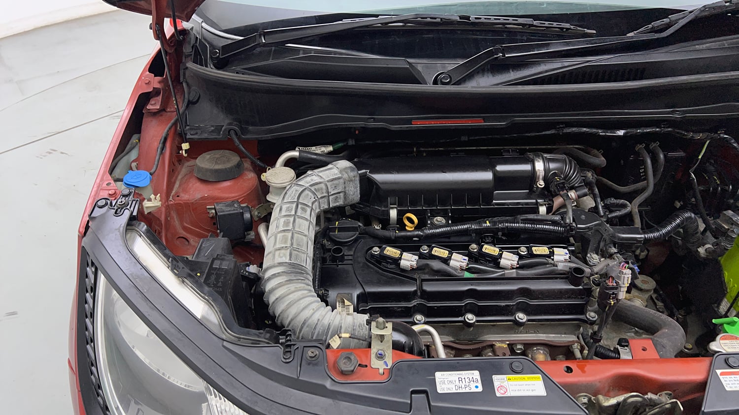 Used 2017 Maruti Suzuki Ignis Delta 1.2 MT Petrol Manual engine ENGINE RIGHT SIDE VIEW