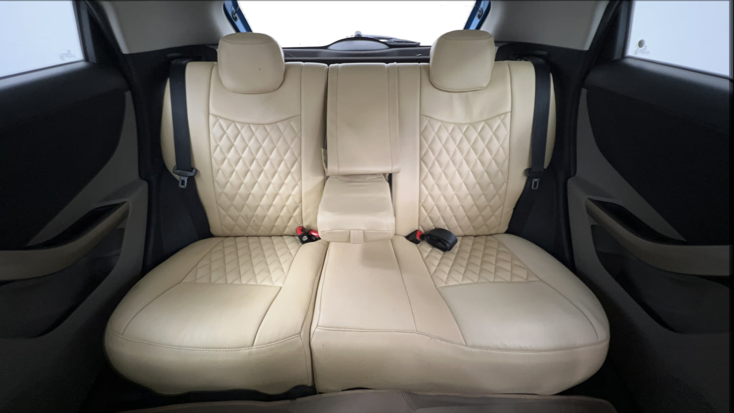 Used 2019 Tata Nexon XZ Plus Petrol Manual interior REAR SEAT CONDITION VIEW