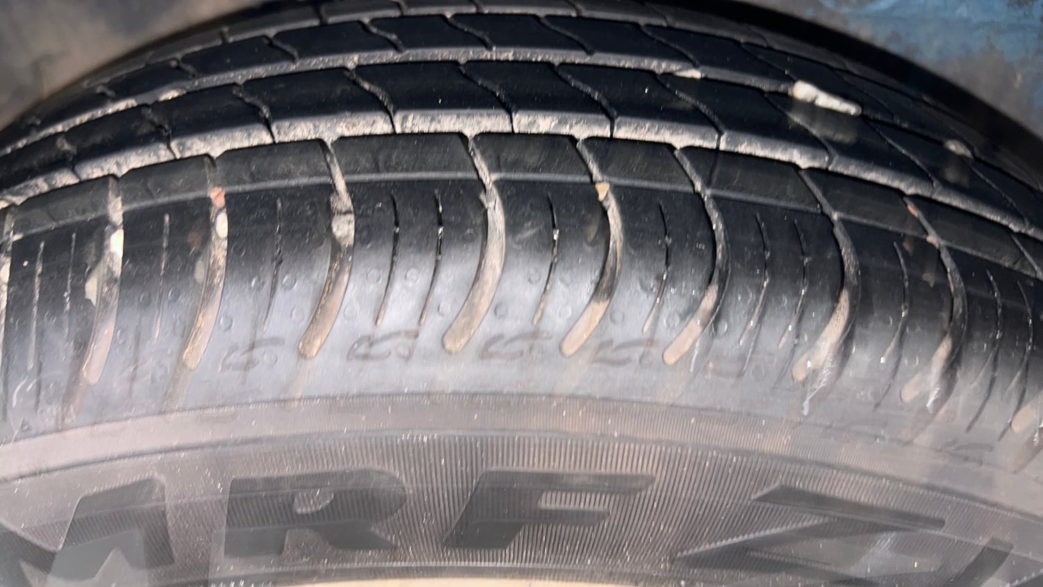 Used 2016 Maruti Suzuki Celerio VXi AMT Petrol Automatic tyres RIGHT REAR TYRE TREAD VIEW