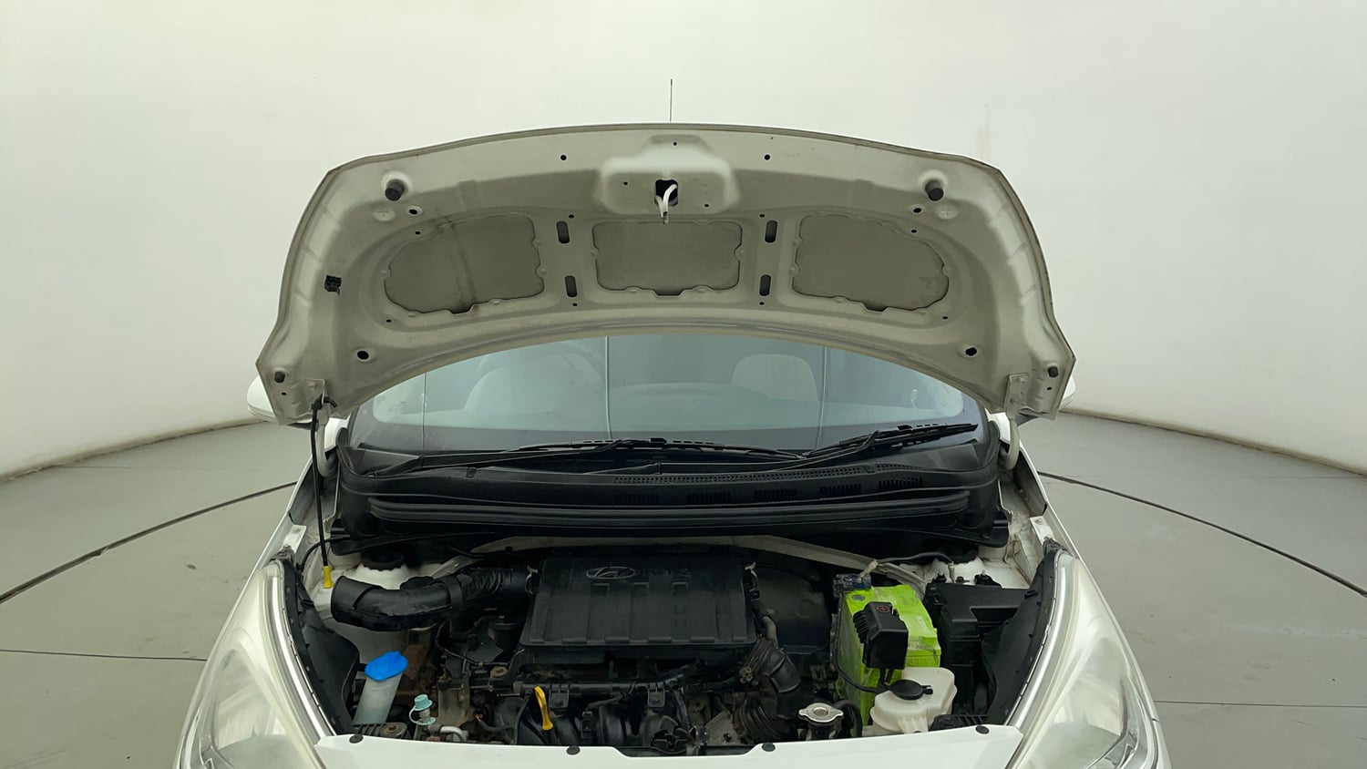 Used 2018 Hyundai Grand i10 Sportz (O) 1.2 Kappa VTVT Petrol Manual engine ENGINE & BONNET OPEN FRONT VIEW