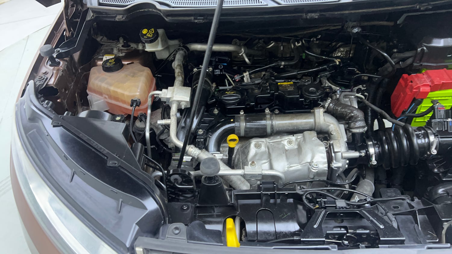 Used 2016 Ford EcoSport Titanium 1.5L TDCi Diesel Manual engine ENGINE RIGHT SIDE VIEW