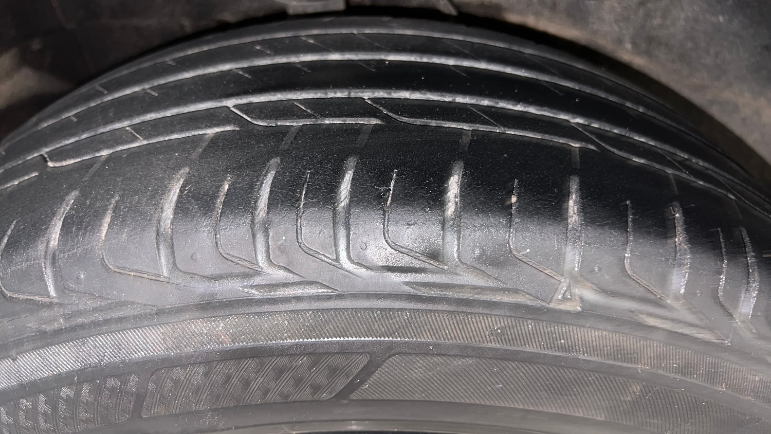 Used 2019 Tata Nexon XZA Plus Petrol Petrol Automatic tyres RIGHT REAR TYRE TREAD VIEW