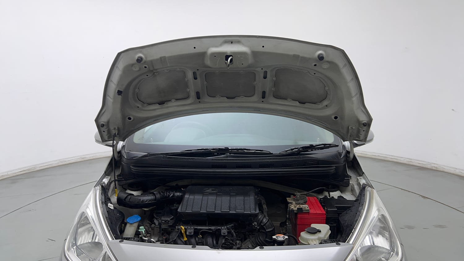 Used 2015 Hyundai Grand i10 Sportz 1.2 Kappa VTVT Petrol Manual engine ENGINE & BONNET OPEN FRONT VIEW