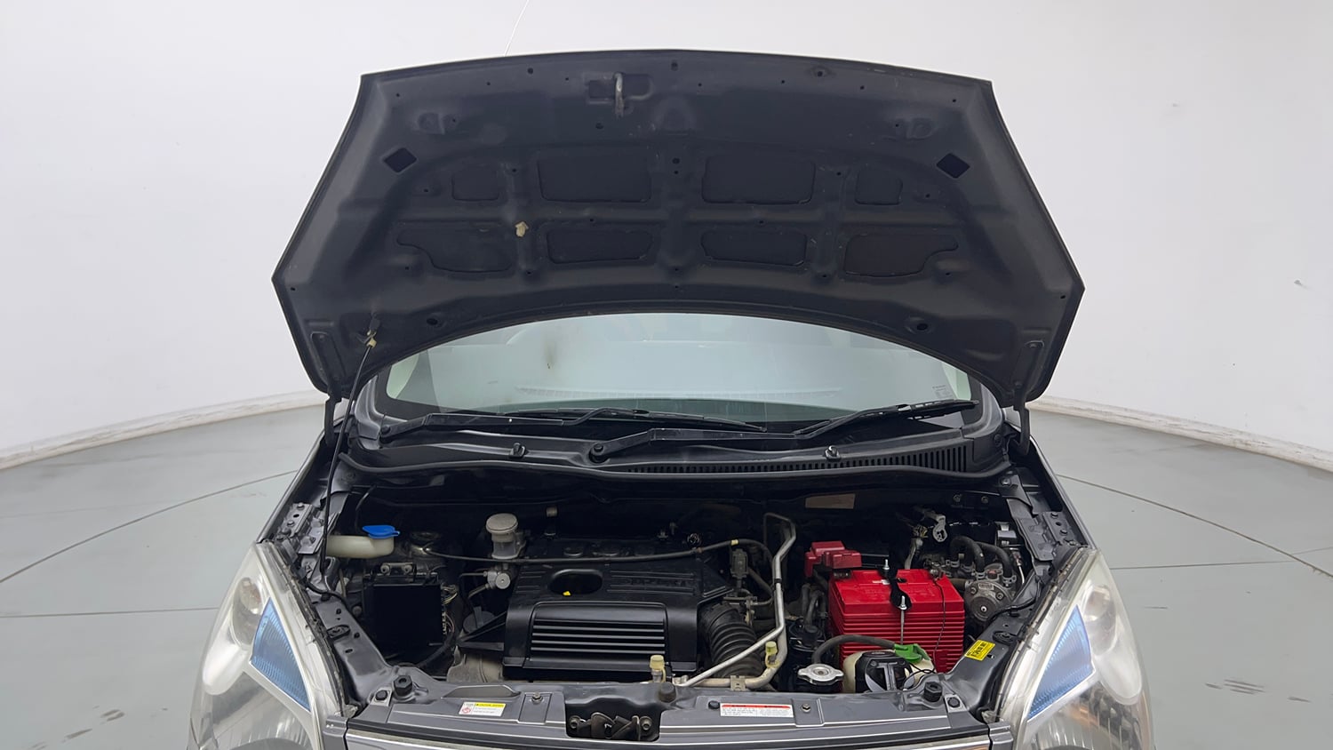 Used 2017 Maruti Suzuki Wagon R LXI CNG Cng Manual engine ENGINE & BONNET OPEN FRONT VIEW