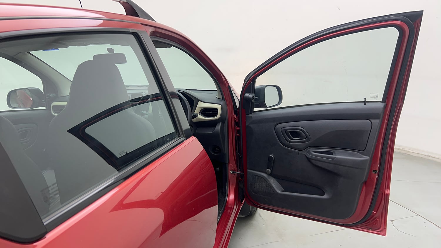 Used 2021 Datsun Redi-GO A Petrol Manual interior RIGHT FRONT DOOR OPEN VIEW