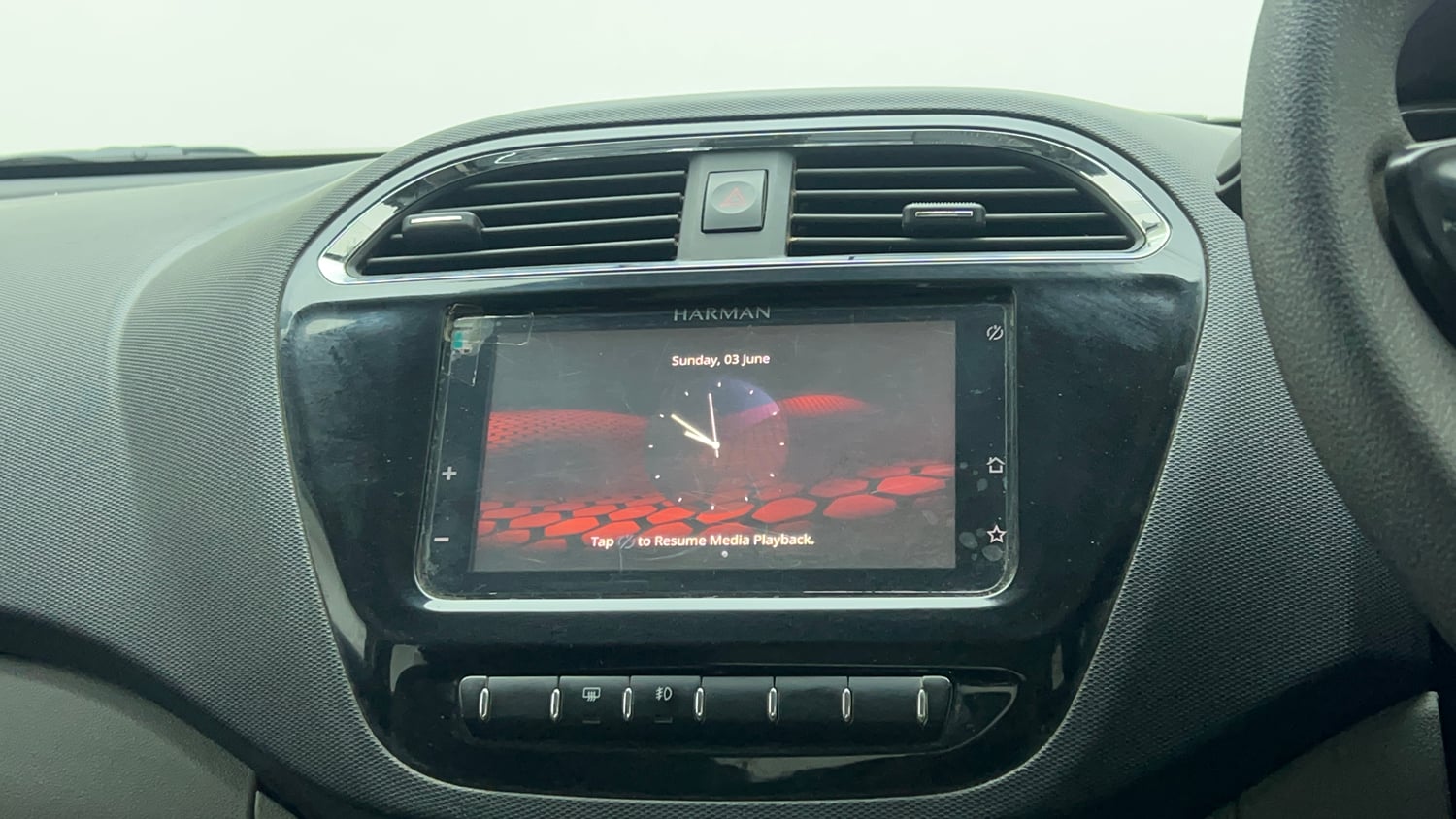 Used 2021 Tata Tiago XZ CNG( Outside Fitted ) Cng Manual top_features Touch screen infotainment system