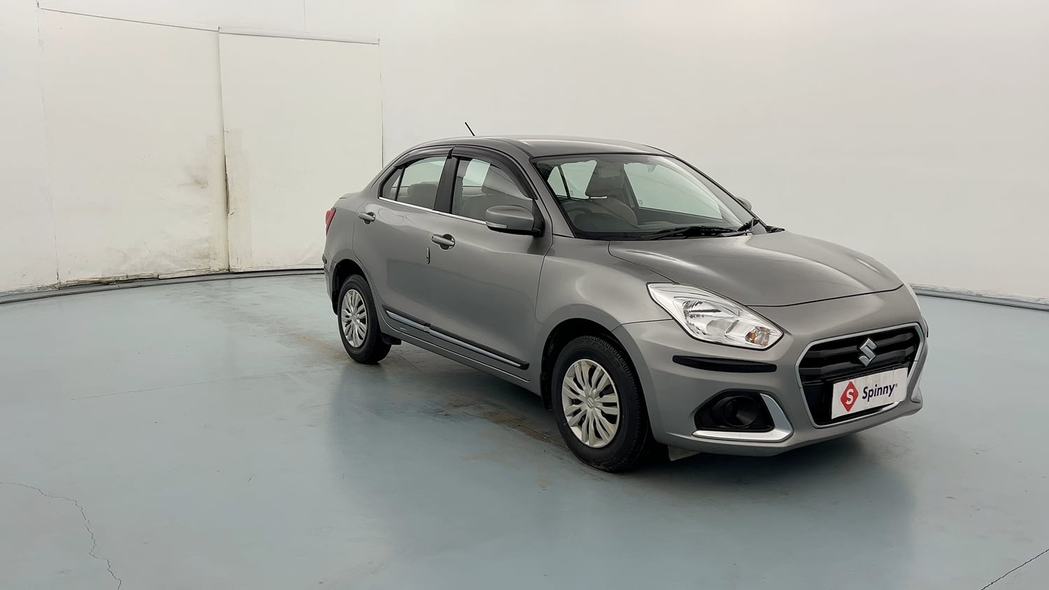 Used 2021 Maruti Suzuki Dzire VXi Petrol Manual exterior RIGHT FRONT CORNER VIEW