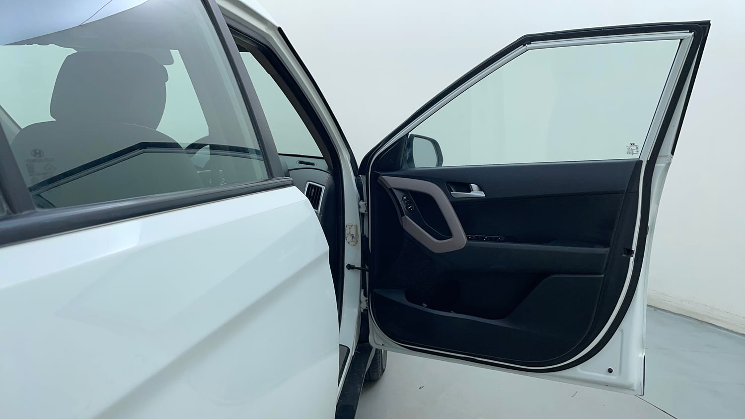 Used 2018 Hyundai Creta SX 1.6 AT Petrol Petrol Automatic interior RIGHT FRONT DOOR OPEN VIEW