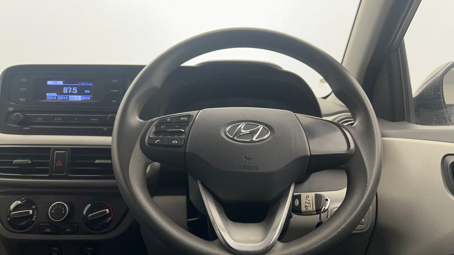 Used 2019 Hyundai Grand i10 Nios Magna AMT 1.2 Kappa VTVT Petrol Automatic interior STEERING VIEW