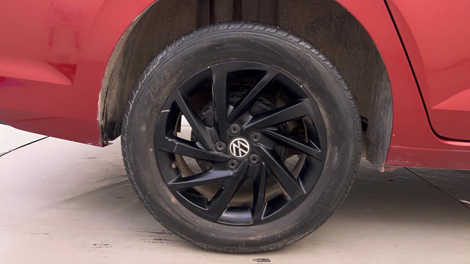Used 2024 Volkswagen Virtus GT Plus 1.5 TSI EVO DSG Petrol Automatic tyres RIGHT REAR TYRE RIM VIEW