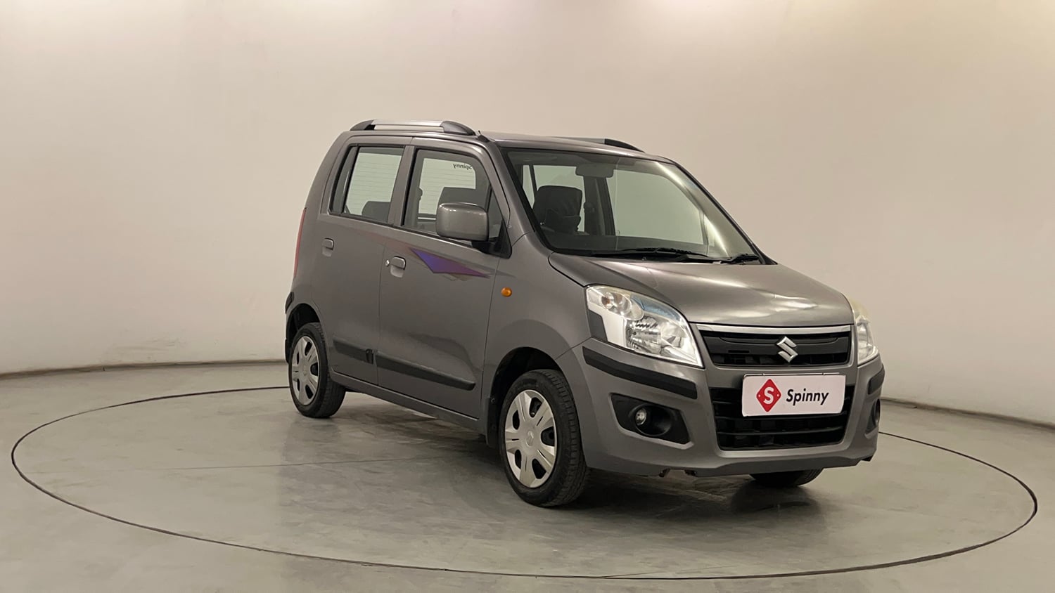 Used 2014 Maruti Suzuki Wagon R VXI Petrol Manual exterior RIGHT FRONT CORNER VIEW