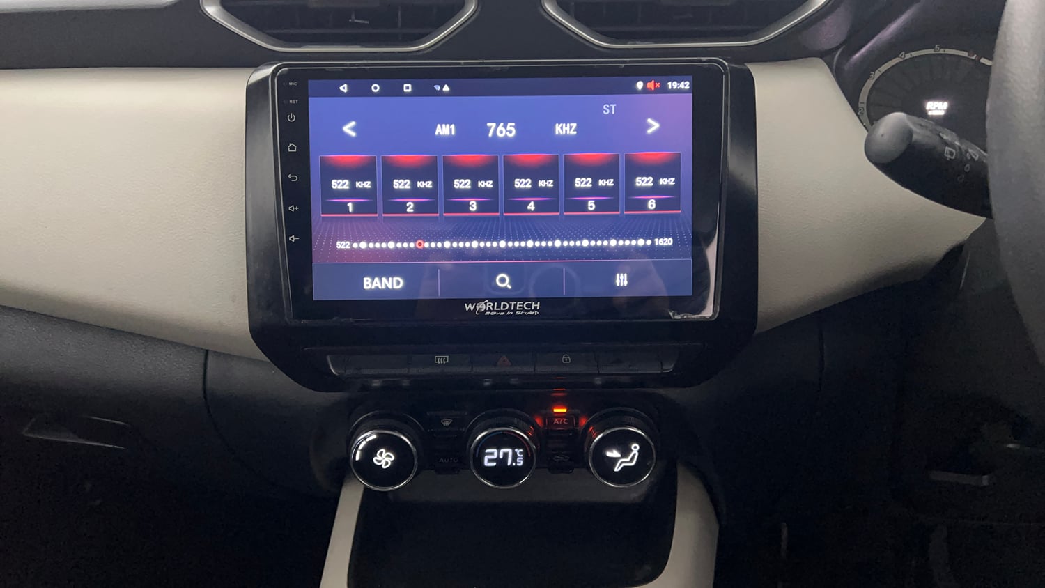 Used 2021 Nissan Magnite XL Petrol Manual interior MUSIC SYSTEM & AC CONTROL VIEW