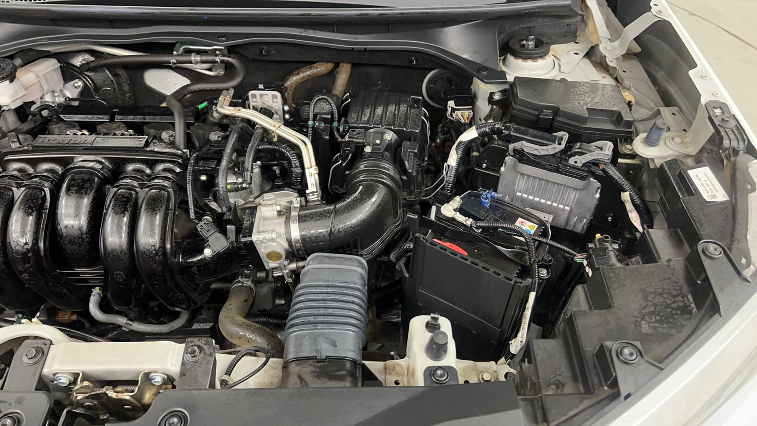 Used 2025 Honda Elevate V CVT Petrol Automatic engine ENGINE LEFT SIDE VIEW