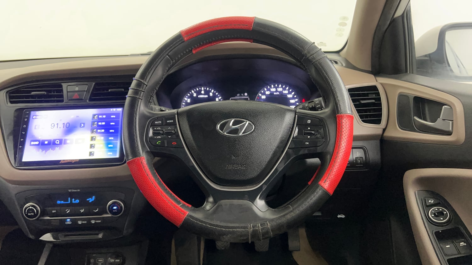 Used 2015 Hyundai Elite i20 Asta 1.2 Petrol Manual interior STEERING VIEW