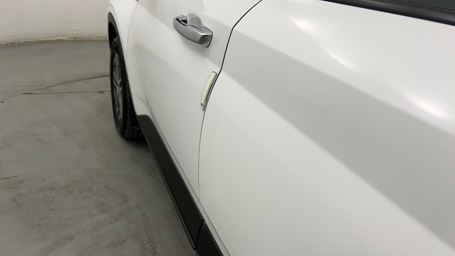 Used 2024 Hyundai Venue SX (O) 1.0 Turbo DCT Petrol Automatic dents MINOR SCRATCH