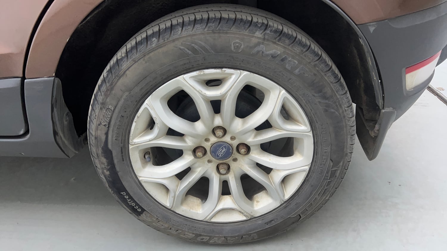 Used 2016 Ford EcoSport Titanium 1.5L TDCi Diesel Manual tyres LEFT REAR TYRE RIM VIEW