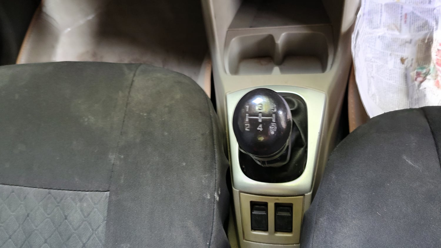 Used 2014 Maruti Suzuki Alto K10 VXi Petrol Manual interior GEAR  KNOB VIEW