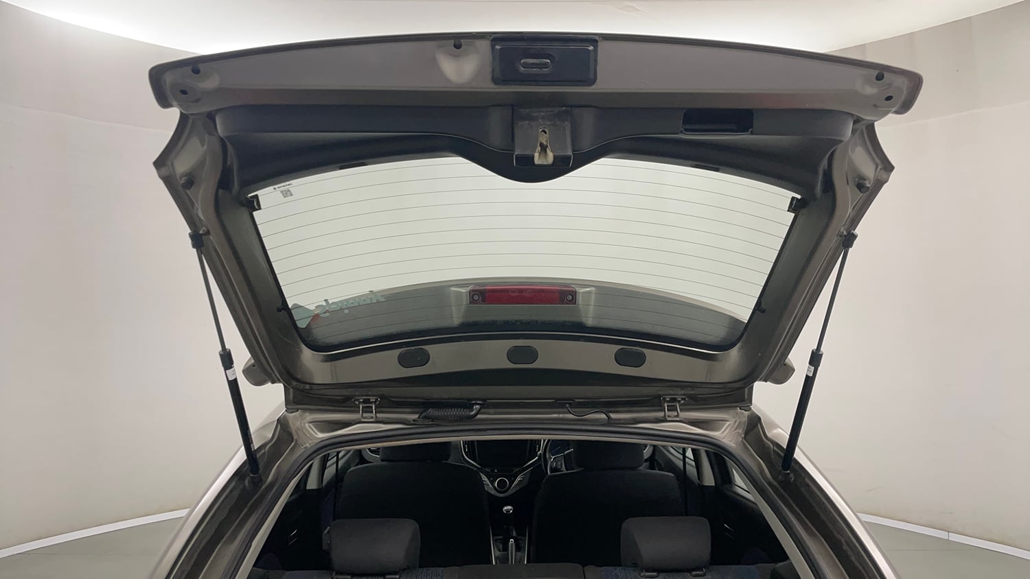 Used 2019 Maruti Suzuki Baleno Delta Petrol Manual interior DICKY DOOR OPEN VIEW