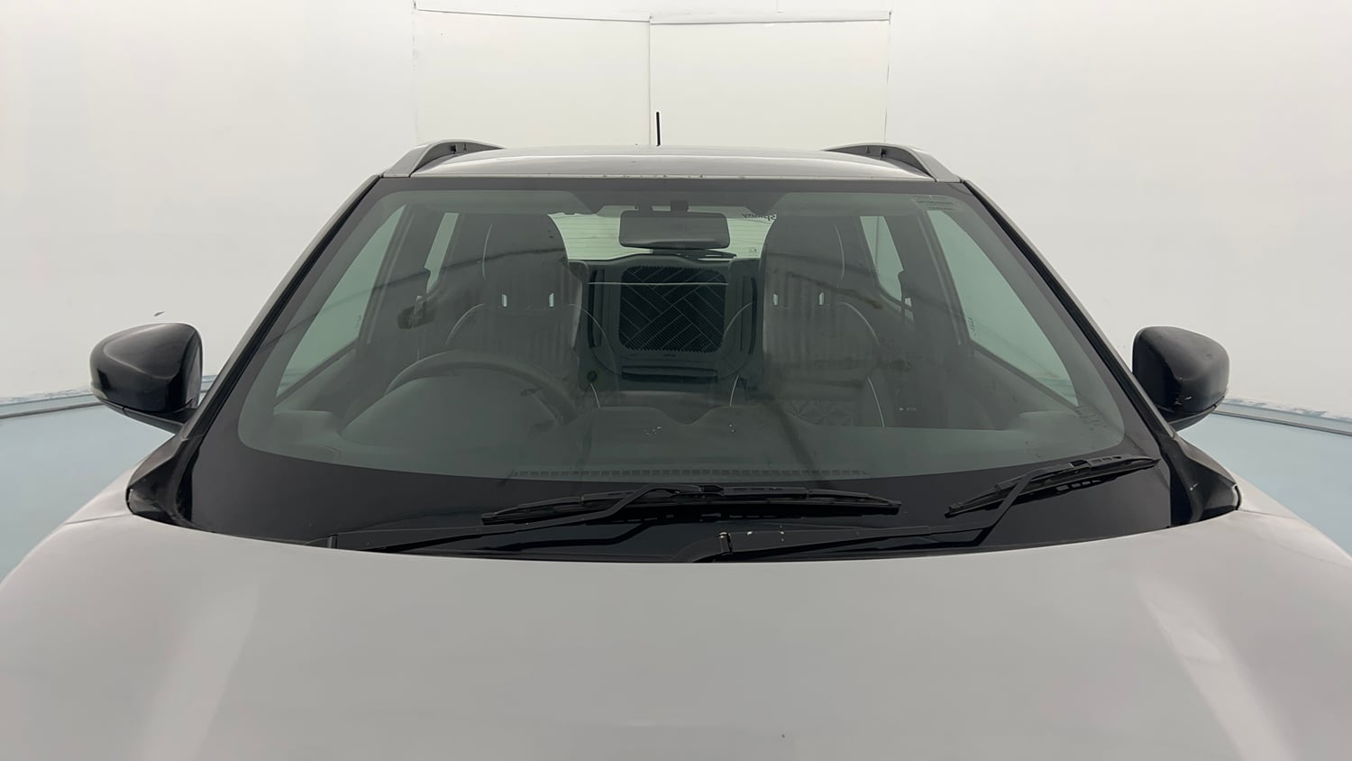 Used 2021 Nissan Magnite XL Petrol Manual exterior FRONT WINDSHIELD VIEW