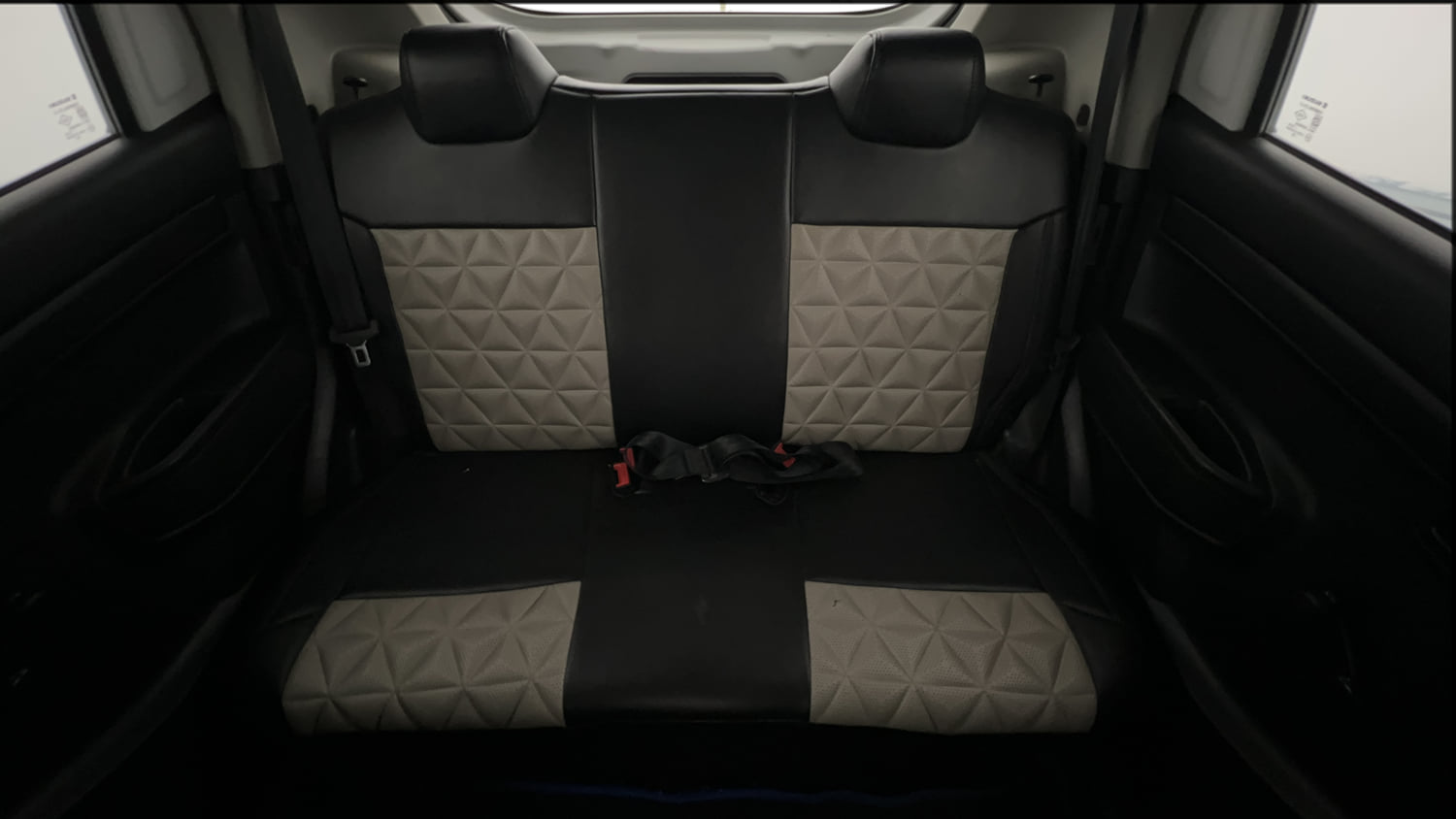 Used 2021 Maruti Suzuki S-Presso VXi Plus Petrol Manual interior REAR SEAT CONDITION VIEW
