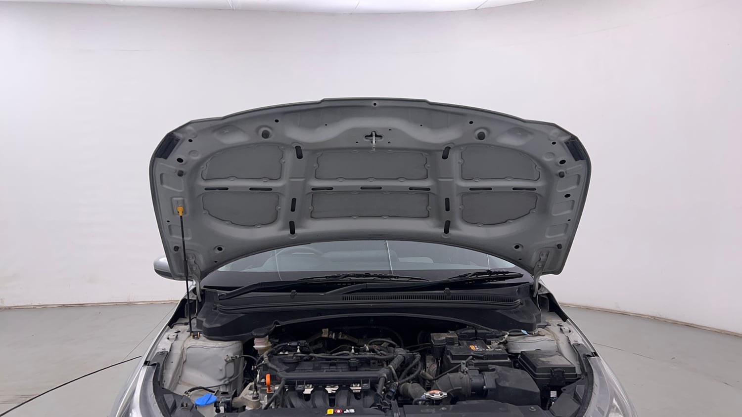 Used 2024 Hyundai i20 Sportz (O) 1.2 MT Petrol Manual engine ENGINE & BONNET OPEN FRONT VIEW
