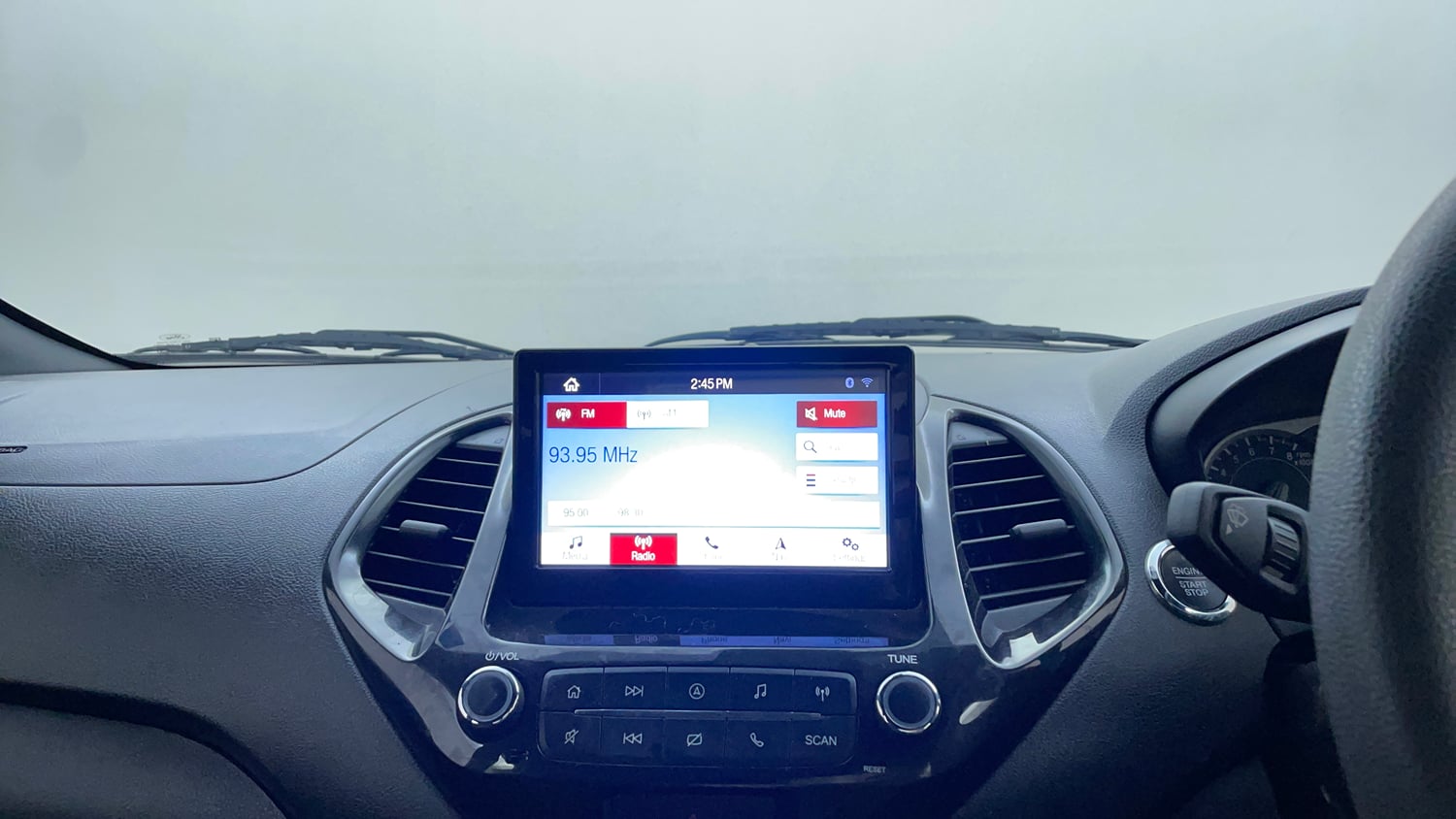 Used 2021 Ford Freestyle Titanium Plus 1.2 Ti-VCT Petrol Manual top_features Integrated (in-dash) music system