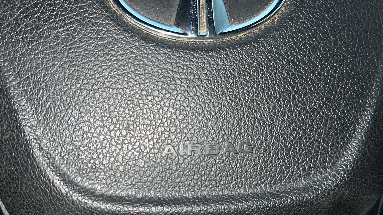 Used 2018 Tata Nexon XZA Plus Petrol Petrol Automatic top_features Airbags