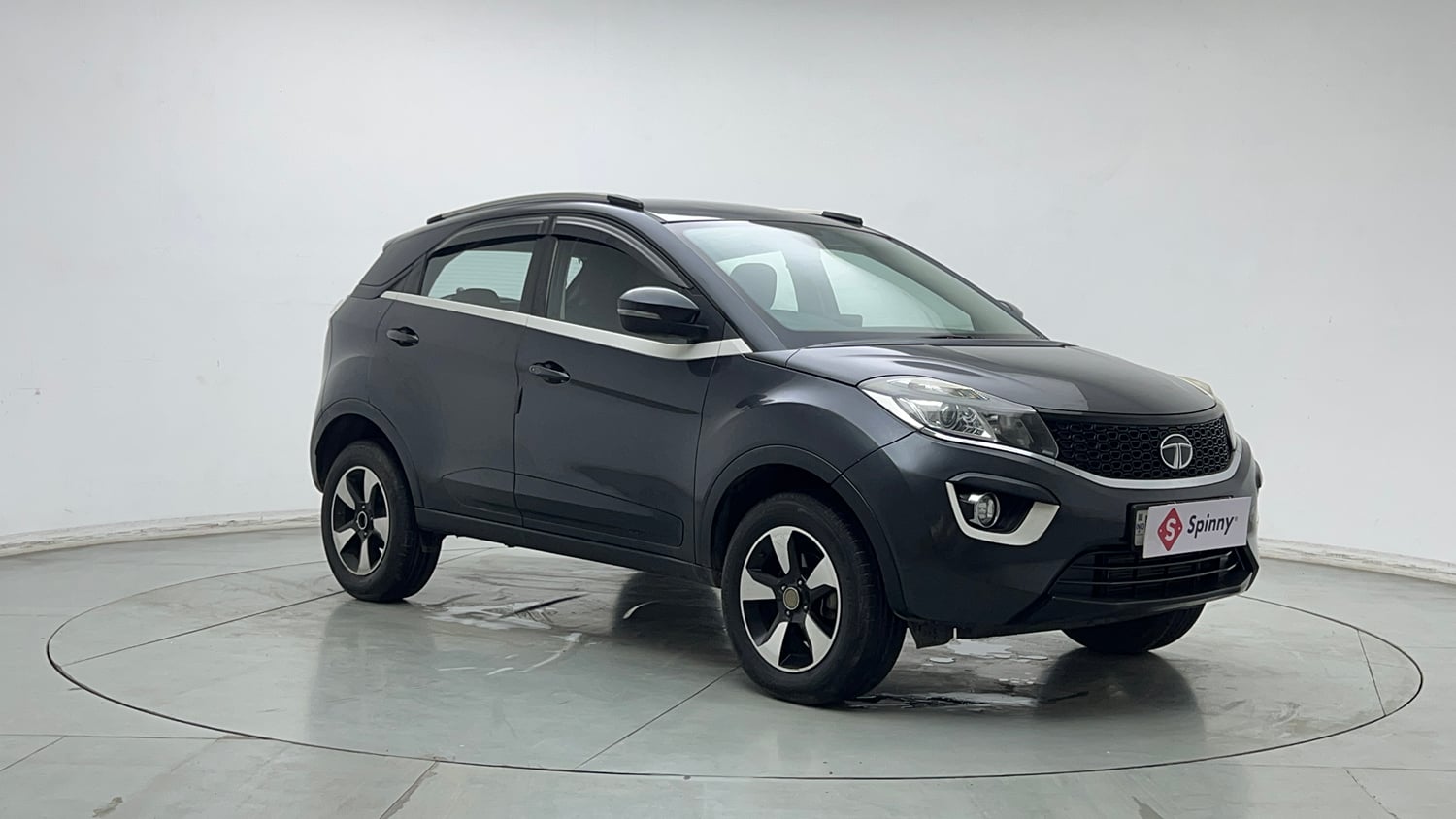 Used 2019 Tata Nexon XZA Plus Petrol Petrol Automatic exterior RIGHT FRONT CORNER VIEW
