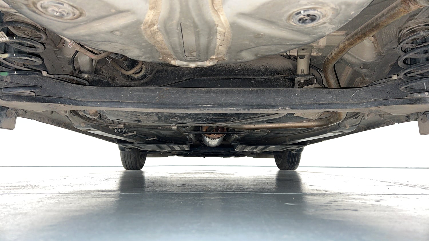 Used 2021 Maruti Suzuki Dzire VXi Petrol Manual extra REAR UNDERBODY VIEW (TAKEN FROM REAR)
