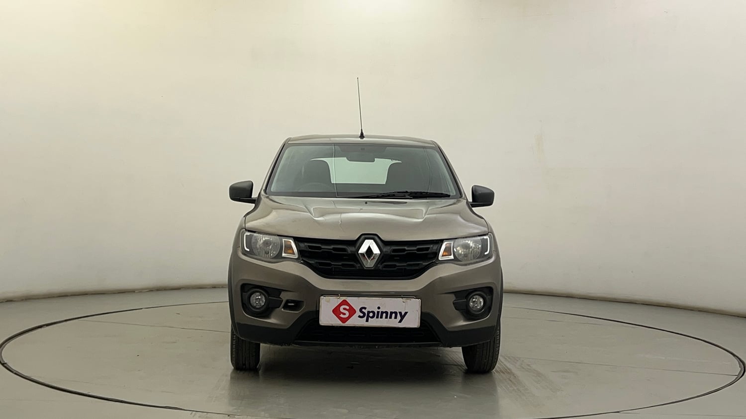 Used 2018 Renault Kwid 1.0 RXL Petrol Manual exterior FRONT VIEW