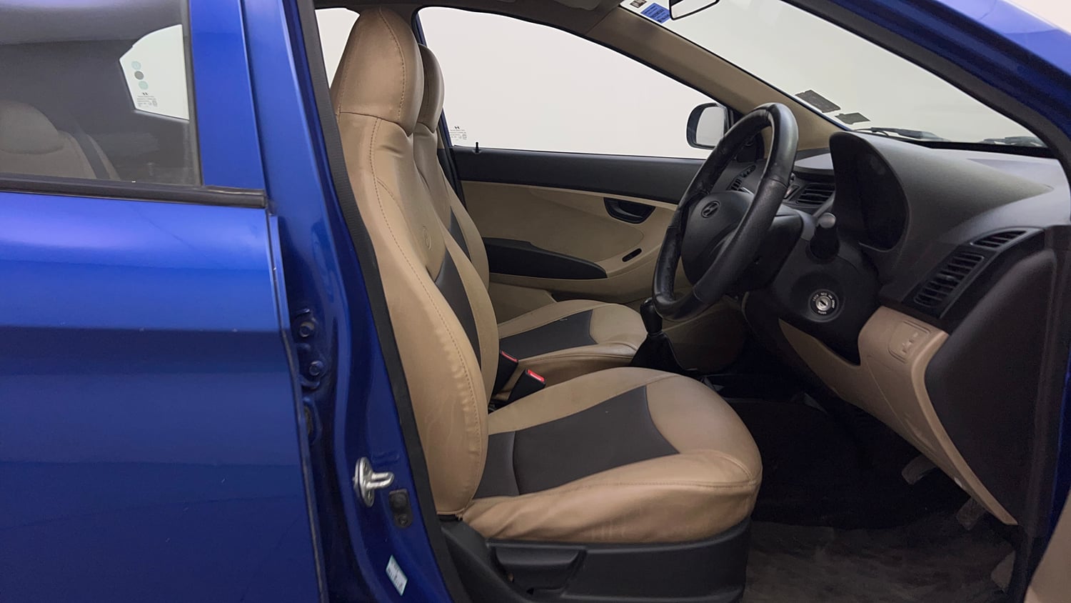 Used 2017 Hyundai Eon Era + Petrol Manual interior RIGHT SIDE FRONT DOOR CABIN VIEW