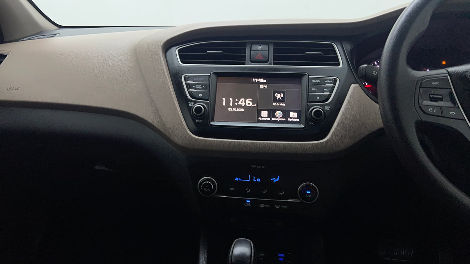 Used 2018 Hyundai Elite i20 Asta 1.2 AT Petrol Automatic interior MUSIC SYSTEM & AC CONTROL VIEW