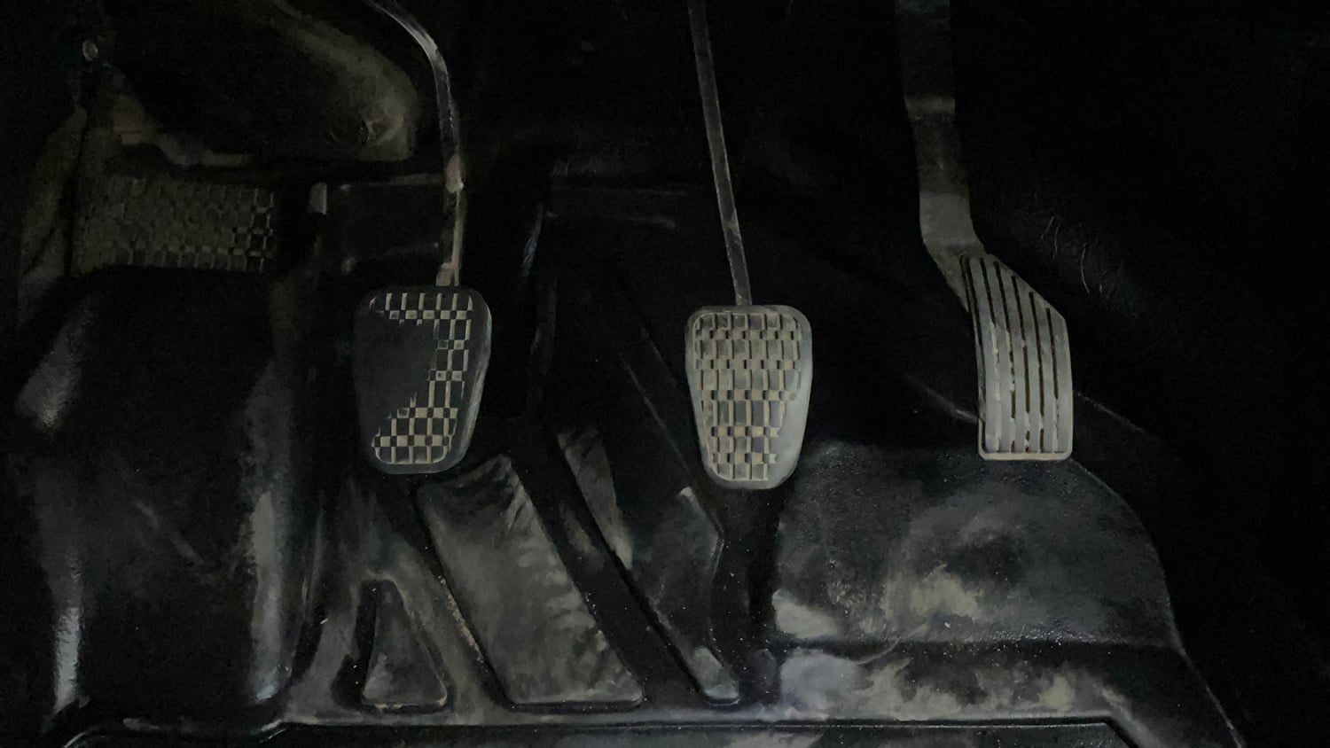 Used 2022 Tata Altroz XM Plus Petrol Petrol Manual interior PEDALS VIEW