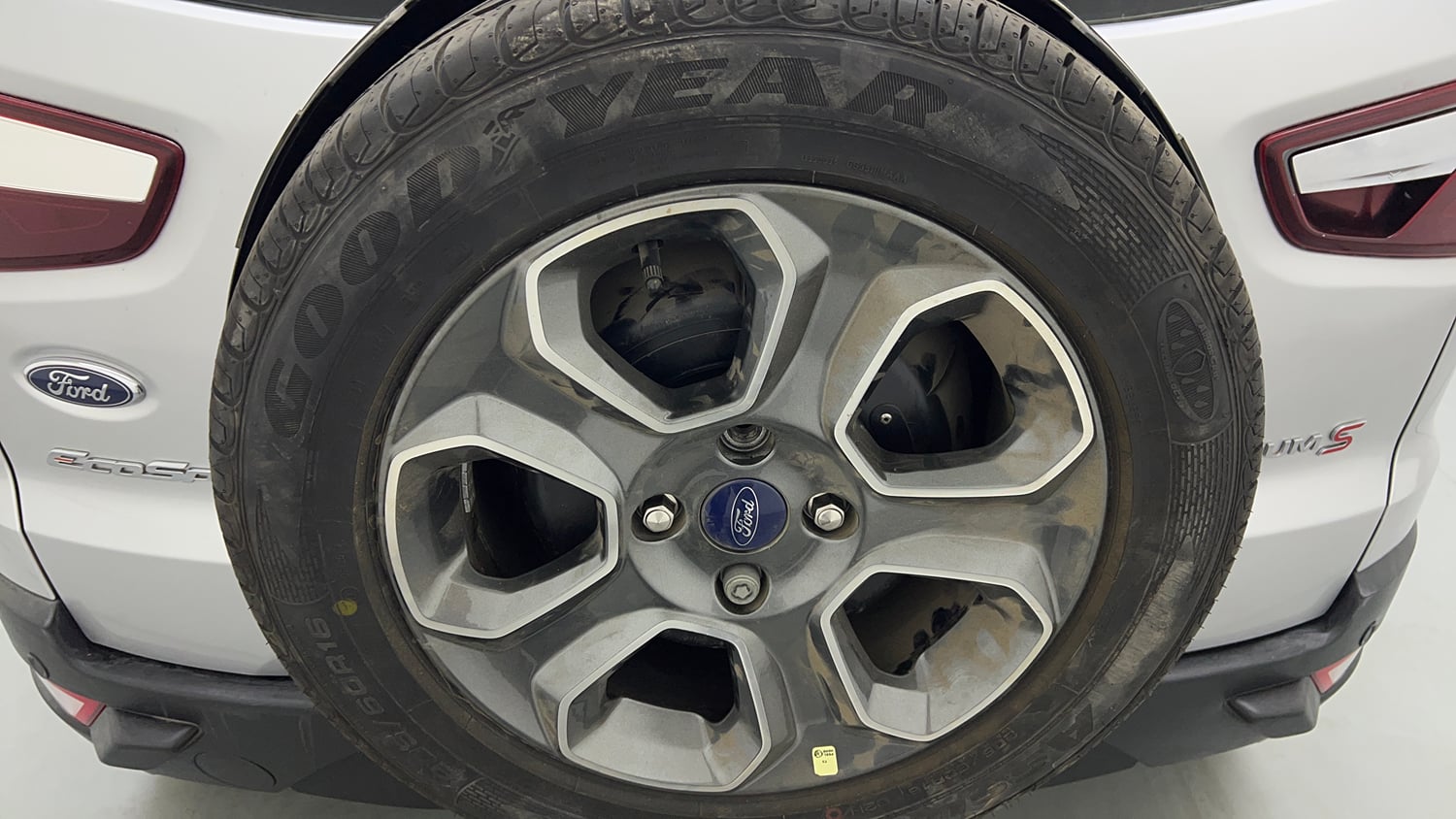 Used 2021 Ford EcoSport S MT 1.5 Ti-VCT Petrol Manual tyres SPARE TYRE VIEW
