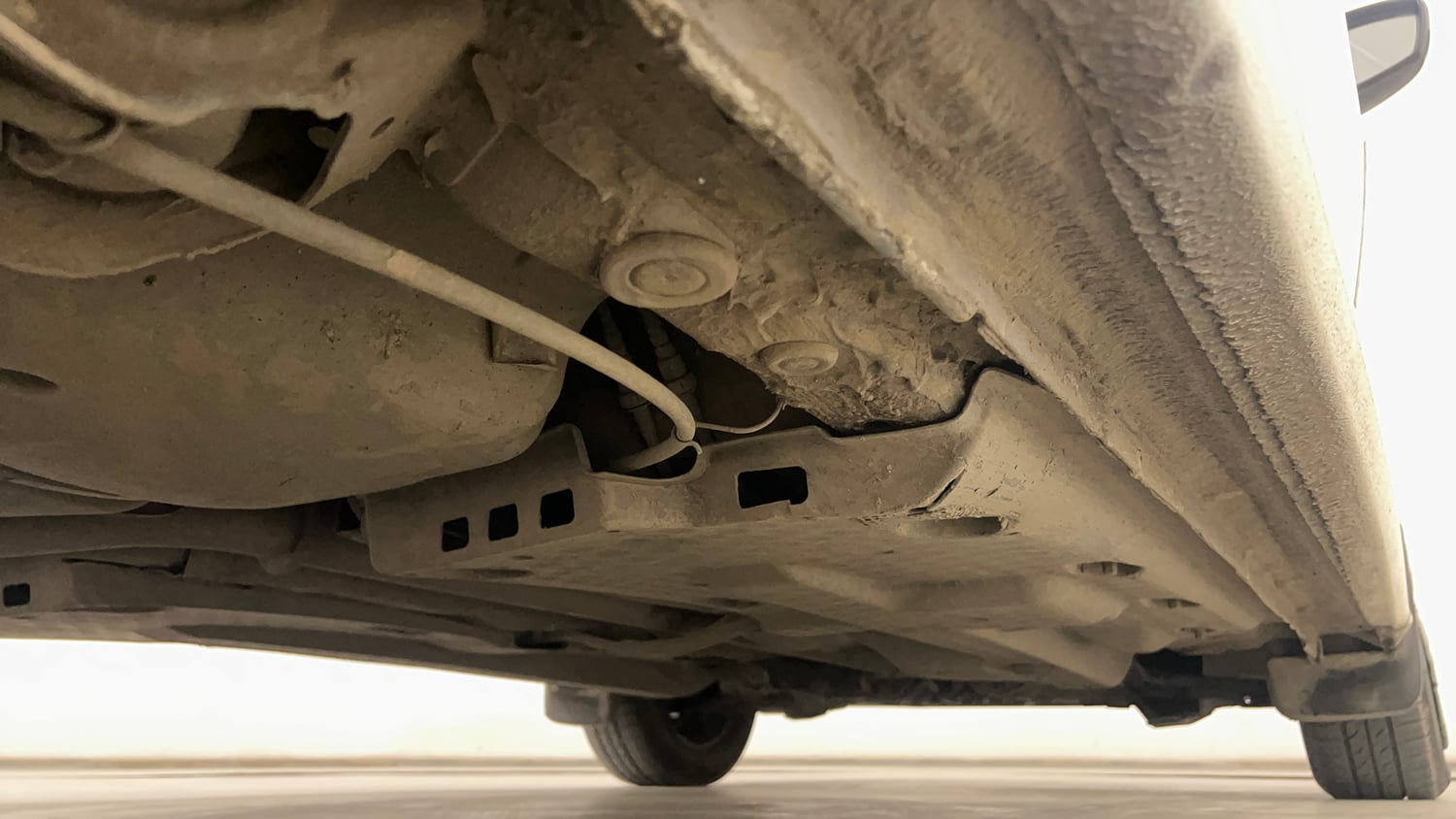 Used 2015 Volkswagen Polo Comfortline 1.5L (D) Diesel Manual extra REAR RIGHT UNDERBODY VIEW